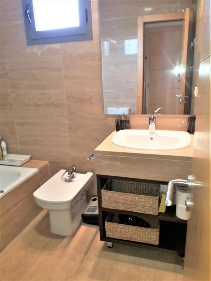 Atico Mirador Paseo Antonio Banderas Primera Linea De Playa Y Piscina Malaga Ngoại thất bức ảnh